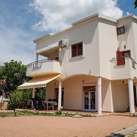12313b Apartman